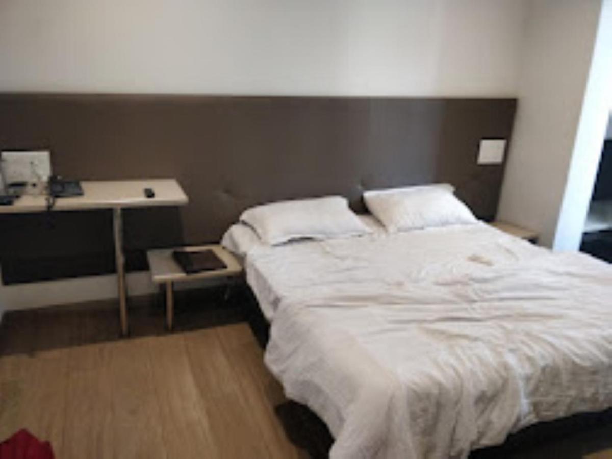 Hotel Sai Saya,纳西克 外观 照片