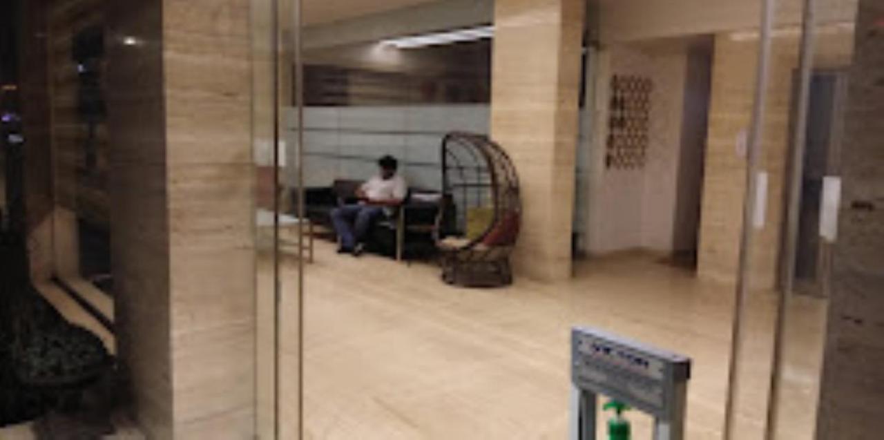 Hotel Sai Saya,纳西克 外观 照片