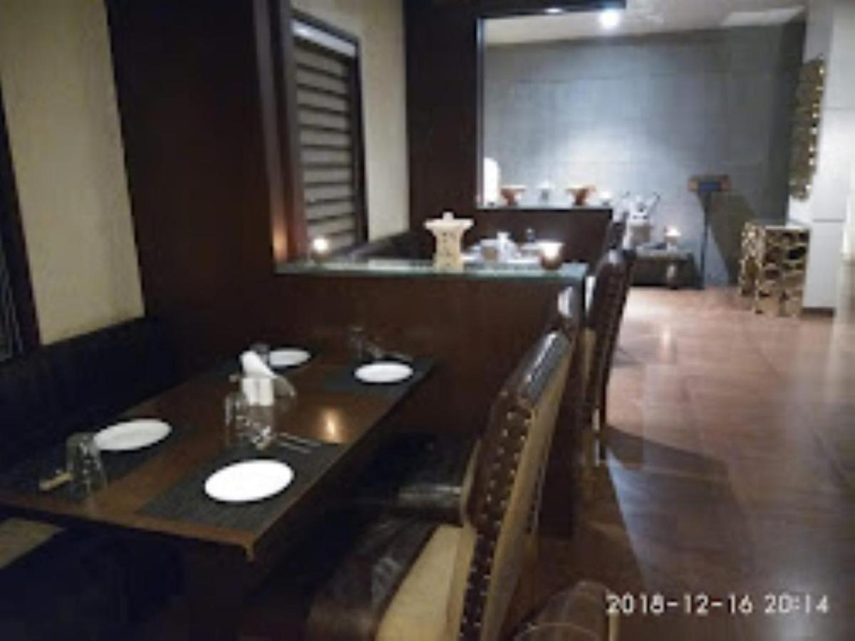 Hotel Sai Saya,纳西克 外观 照片