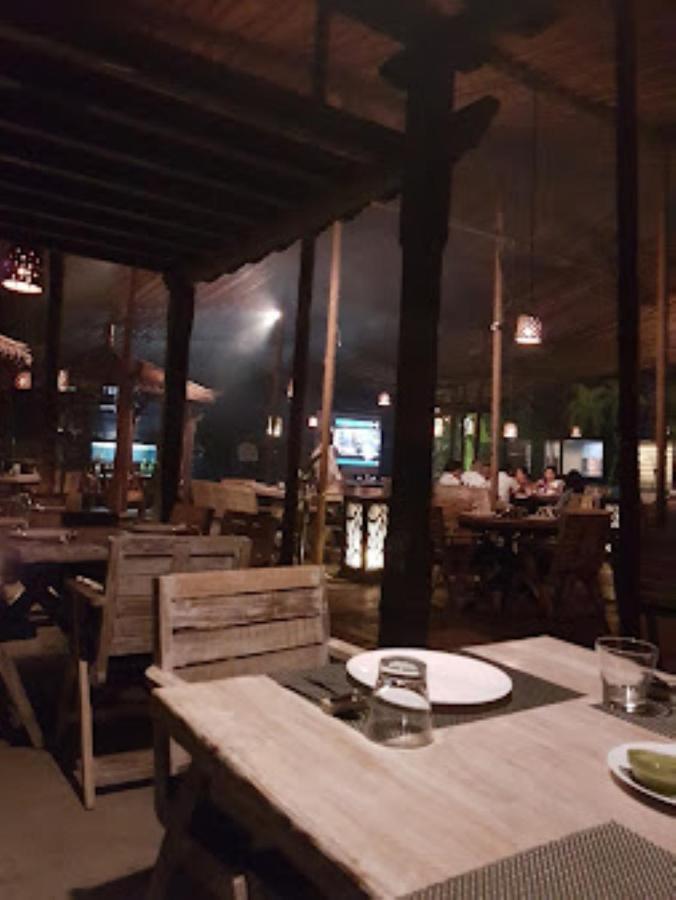 Hotel Sai Saya,纳西克 外观 照片
